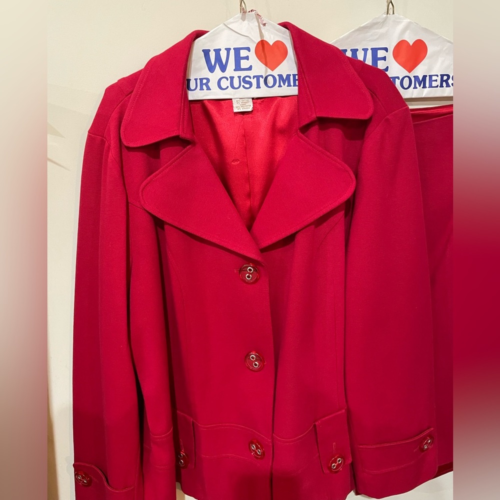 Monroe and Main red skirt suit, 88% cotton, button on back of  skirt